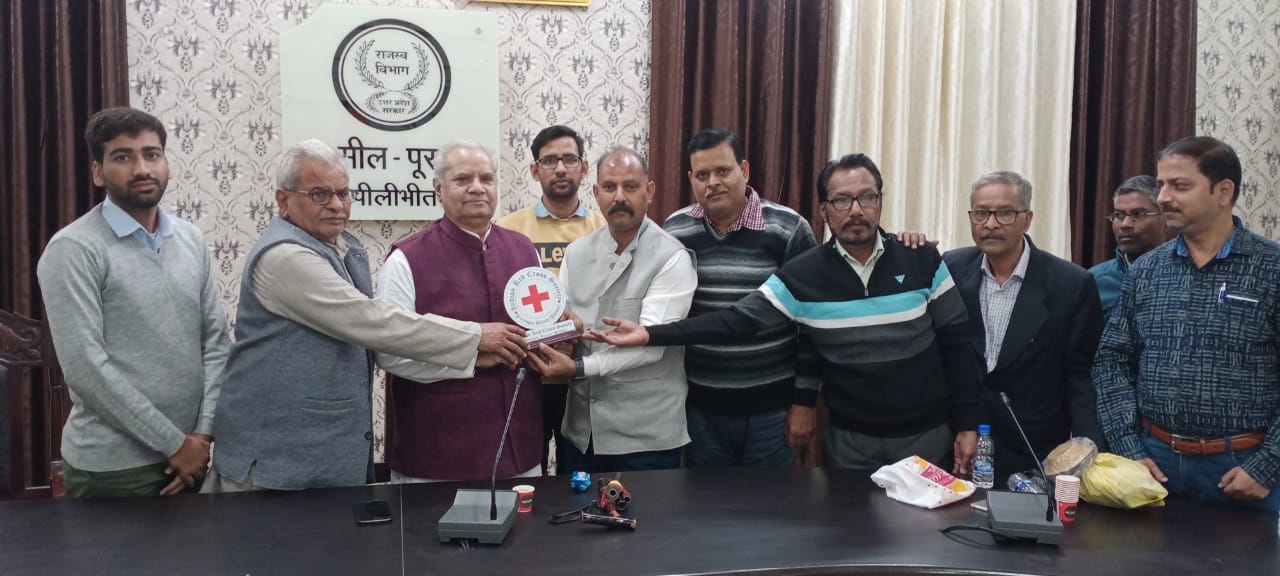 पीलीभीत: पूरनपुर के देवेंद्र देव को अभा अटल बिहारी बाजपेई सम्मान, मध्य प्रदेश साहित्य अकादमी ने की घोषणा, पूरनपुर में कौमी एकता सप्ताह के समापन पर हुआ सम्मान