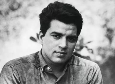 पंजाब के एक गांव से मुंबई आए ठेठ जाट लड़के से बॉलीवुड के ही-मैन बनने तक का धर्मेंद्र का सफर, पढ़िए