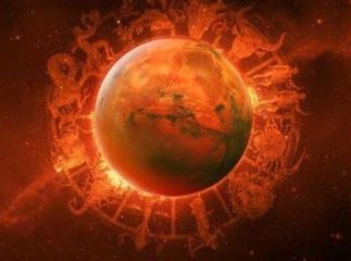 आज सबसे बड़ा और चमकीला दिखेगा लाल ग्रह, पृथ्वी, मंगल, सूर्य, चंद्रमा एक कतार में होंगे