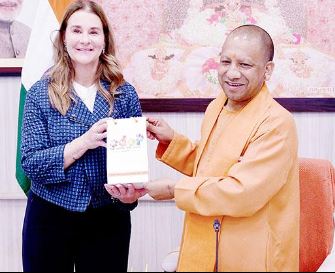 लखनऊ में घूमी बिल गेट्स की पत्नी मेलिंडा
