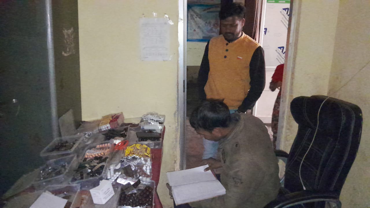 बरेली - आंवला नगर में रविवार को अर्बन प्राथमिक स्वास्थ्य केंद्र पर मुख्यमंत्री आरोग्य मेले का आयोजन किया गया।