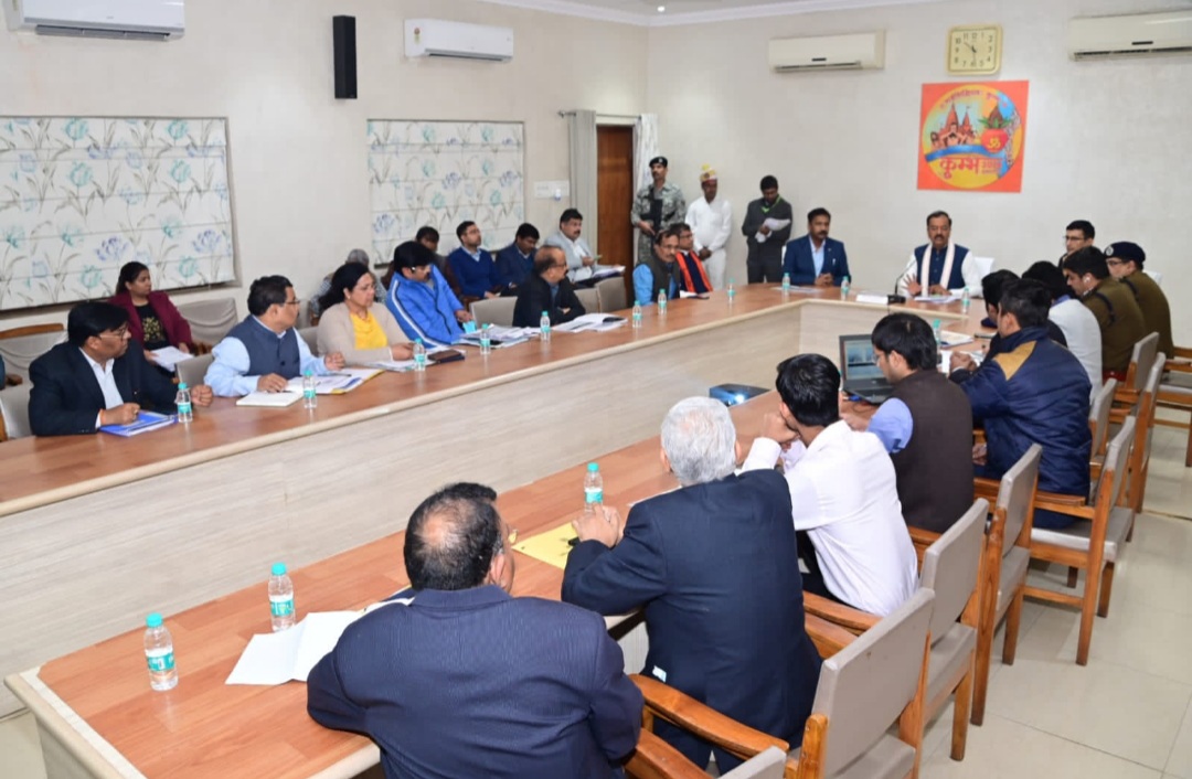 प्रयागराज :  उपमुख्यमंत्री केशव प्रसाद मौर्य ने माघ मेला तैयारियों की समीक्षा की