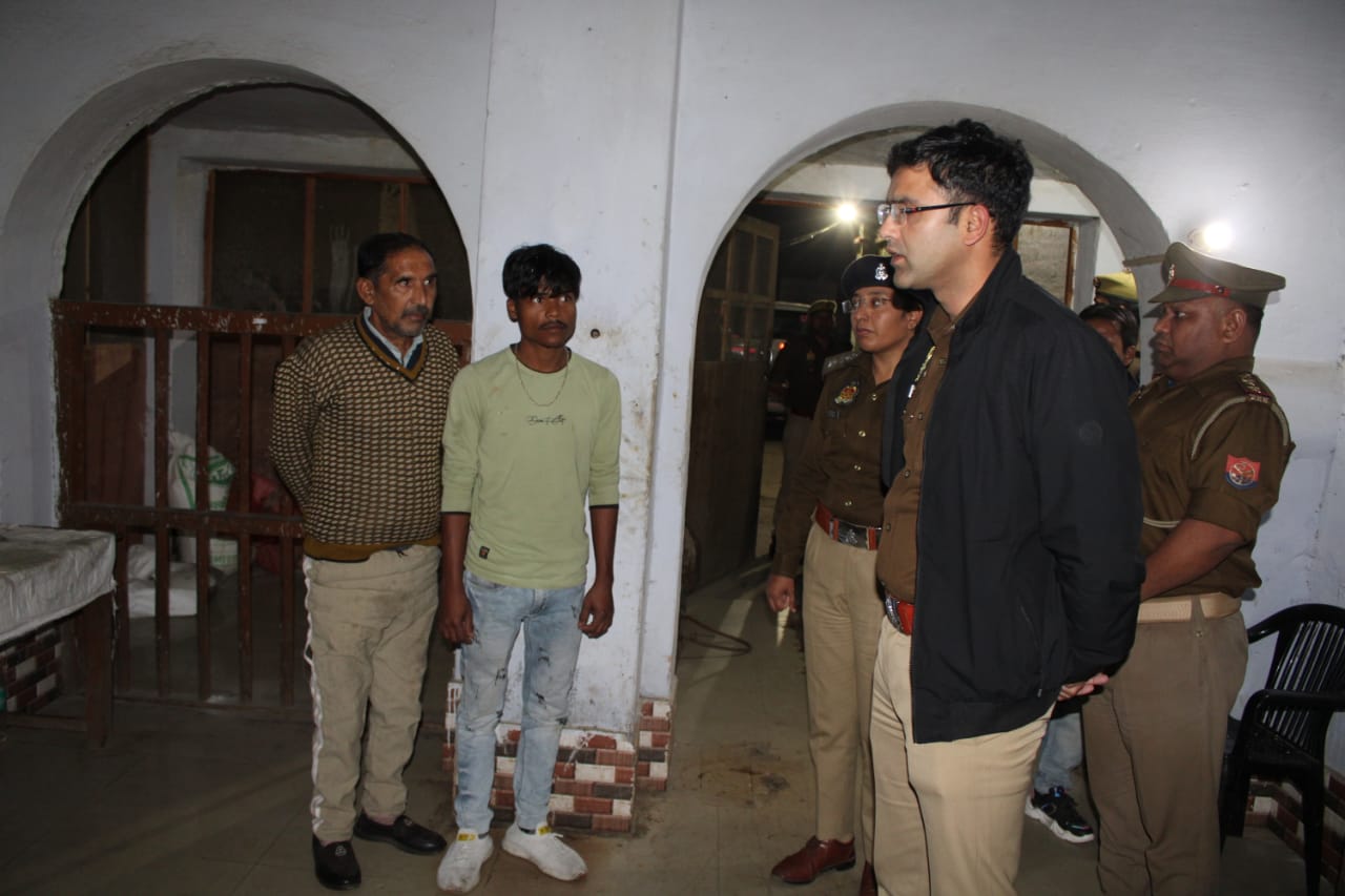 पीलीभीत:पुलिस अधीक्षक थाना पूरनपुर का किया गया आकस्मिक निरीक्षण।