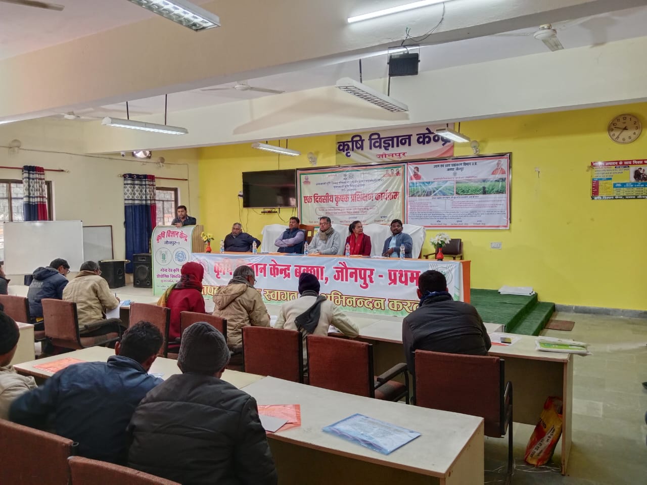 जौनपुर:प्रधानमंत्री कृषि सिंचाई योजना "पर ड्राप मोर क्राप"एक दिवसीय प्रशिक्षण कार्यक्रम हुआ संपन्न