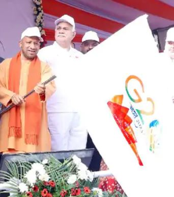 मानवता पर जब भी खतरा आएगा, भारत उम्मीद होगा : योगी