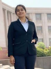 लॉ फैकल्टी के 8 स्टूडेंट्स बने असिस्टेंट प्रोफेसर, इंजीनियरिंग के 11 स्टूडेंट्स का सेलेक्शन