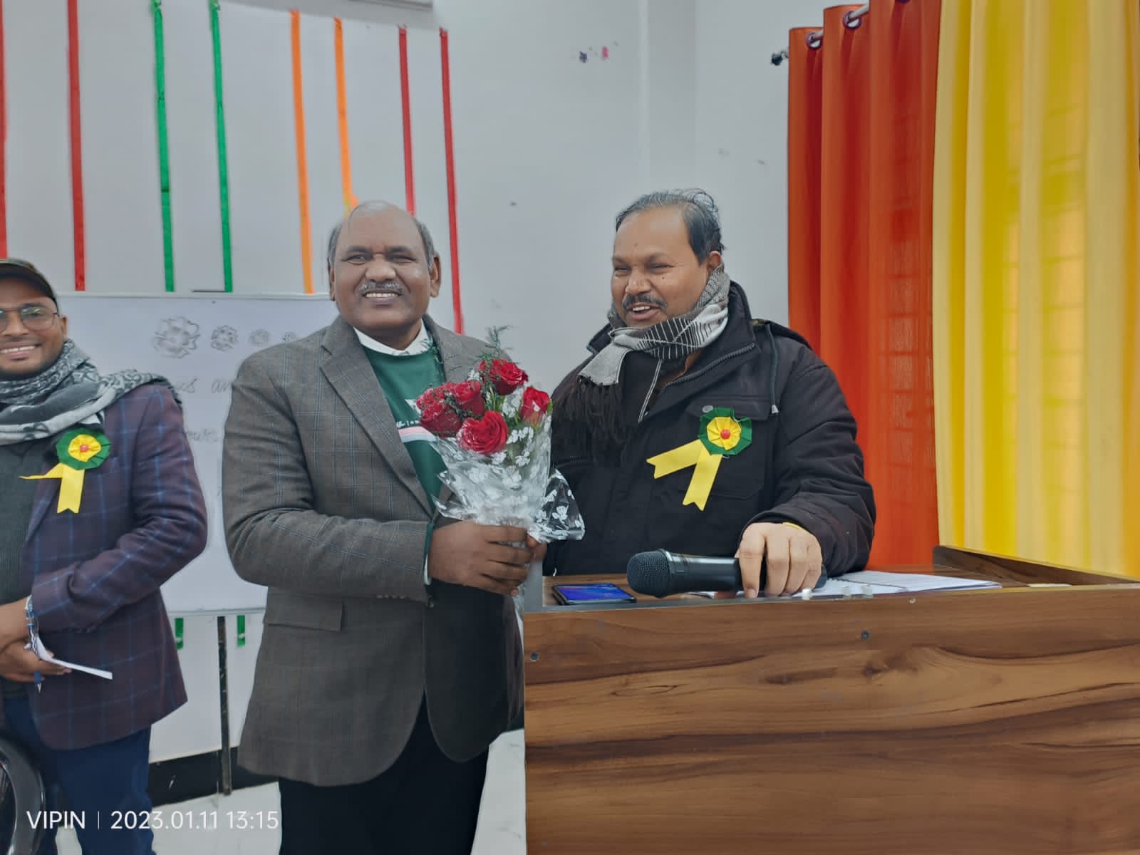 प्रयागराज:  उप शिक्षा निदेशक/प्राचार्य डायट प्रयागराज के निर्देशन में कला एवं क्राफ्ट कार्यशाला कबाड़ से जुगाड़ पर आधारित संपन्न हुआ