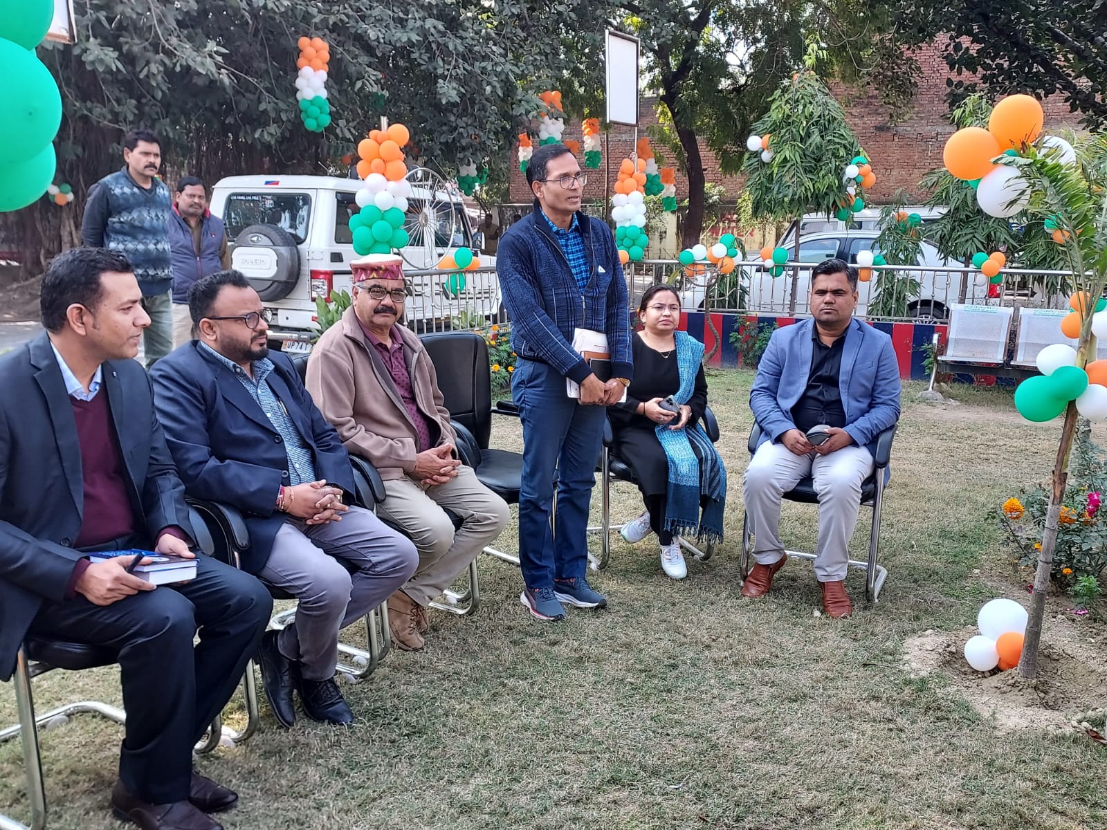 प्रयागराज- दिनांक 28 जनवरी 2023 को सड़क सुरक्षा माह के अंतर्गत सामान्य बीमा कंपनी के सहयोग से सड़क सुरक्षा में मोटर वाहन बीमा विषय पर संभागीय परिवहन कार्यालय प्रयागराज में वर्कशाप का आयोजन किया गया