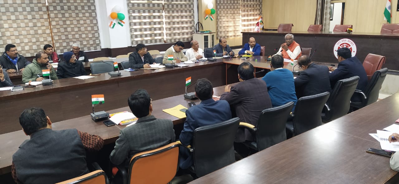 प्रयागराज- जन सूचना अधिकार के तहत मांगी गई सूचना को निर्धारित समय सीमा मे आवेदनकर्ता को अनिवार्य रूप से उपलब्ध कराएं-राज्य सूचना आयुक्त