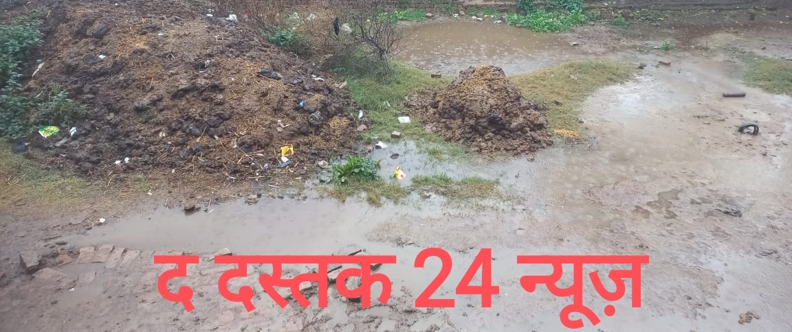 फर्रुखाबाद:- 2 दिन से हो रही छिटपुट बारिश के चलते बड़ी सर्दी , कल्पवसी हो रहे बेहाल ।