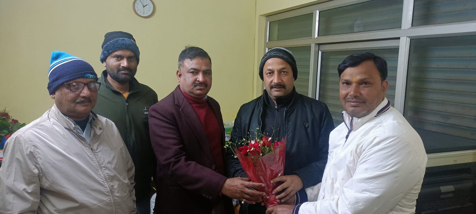 लखनऊ : अभिषेक खरे अध्यक्ष व्यपार प्रकोष्ठ भाजपा से मिले शरद श्रीवास्तव ,हुई चर्चा