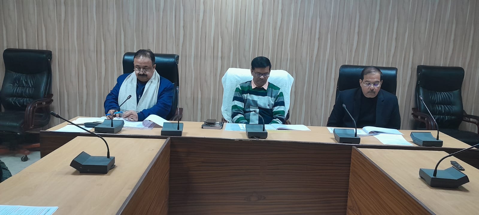 पीलीभीत:जिलाधिकारी की अध्यक्षता में अन्तर्विभागीय जिला समन्वय समिति की बैठक सम्पन्न