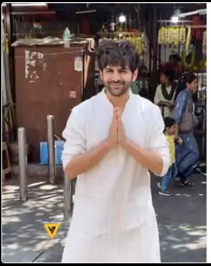 शहजादा की रिलीज होते ही सिद्धि विनायक पहुंचे कार्तिक आर्यन:बप्पा का लिया आशिर्वाद