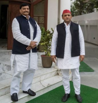 क्या कानपुर कांड पर विपक्ष कर सकता है हंगामा, पहली बार अखिलेश-शिवपाल एक साथ बैठेंगे