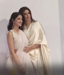 अमिताभ बच्चन की नातिन नव्या साड़ी में दिखीं , मां श्वेता के साथ आईं नजर