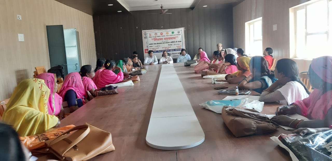 फर्रुखाबाद:बाल कल्याण एवं सरंक्षण समिति की बैठक में बाल अधिकारों पर हुई चर्चा,बाल यौन उत्पीड़न पर हो सकती है फांसी की सजा