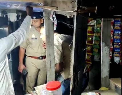 मामा चौराहे के पास हास्पिटल कर्मी को बाइक सवारों ने मारी गोली, आरोपी की तलाश शुरू
