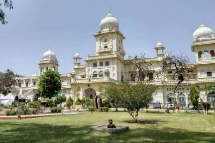 स्टूडियो के जरिए बच्चों को लखनऊ विश्वविद्यालय में दिया जायेगा क्लास, पढ़िए रिपोर्ट