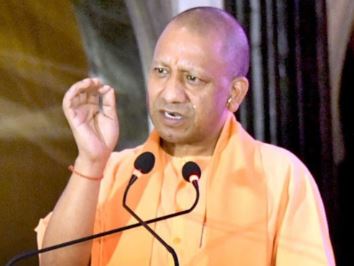 मुख्यमंत्री योगी आदित्यनाथ 34.09 लाख करोड़ के निवेश प्रस्ताव आने का सबसे बड़ा श्रेय यूपी पुलिस को दिया, पढ़िए क्या बोले