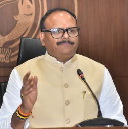 एक सिरिंज से लगाया गया था एटा में कई मरीजों को इंजेक्शन, डिप्टी सीएम ने 3 दिन में मांगी रिपोर्ट
