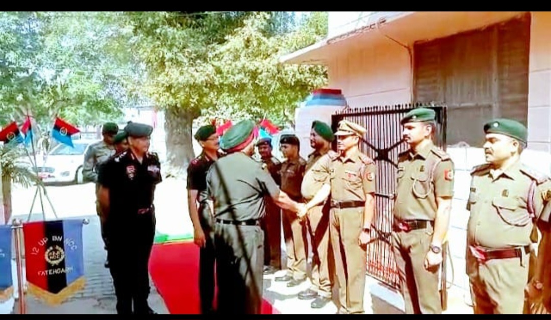 फर्रुखाबाद:एन सी सी ग्रुप कमांडर ने एनसीसी बटालियन का किया निरीक्षण