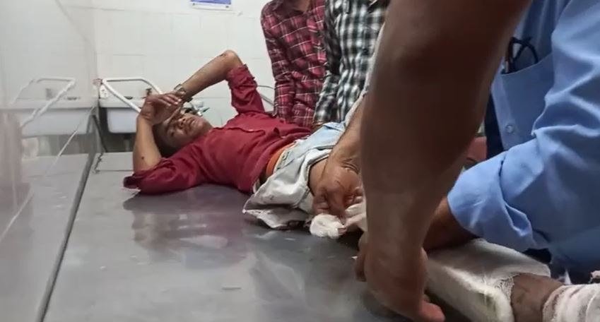 शाहजहांपुर: गांव सिकंदरपुर भट्टा के निकट दो बाइकों की आमने-सामने हुई टक्कर, एक की हालत गंभीर जिला अस्पताल रेफर