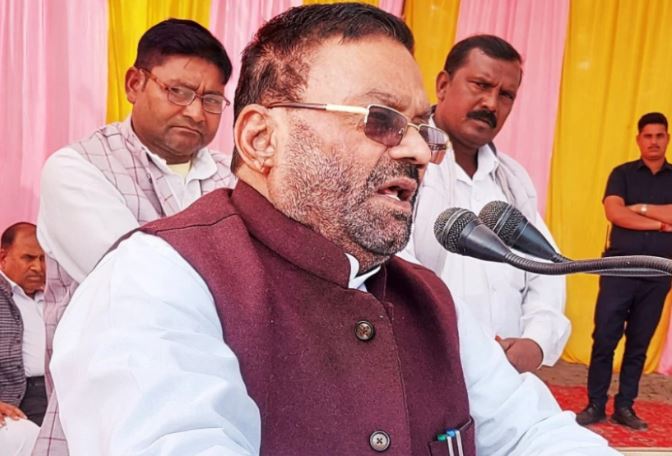 स्वामी प्रसाद ने सपा की प्राथमिक सदस्यता और एमएलसी पद से दिया इस्तीफा