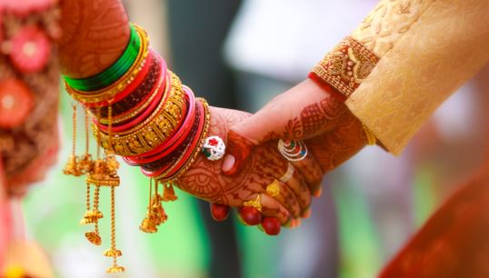 जौनपुर:शाहगंज महोत्सव में 501 नव जोड़ो ने रचायी शादी, खेल मंत्री सहित तमाम विशिष्ट जनों ने दिया आशिर्वाद