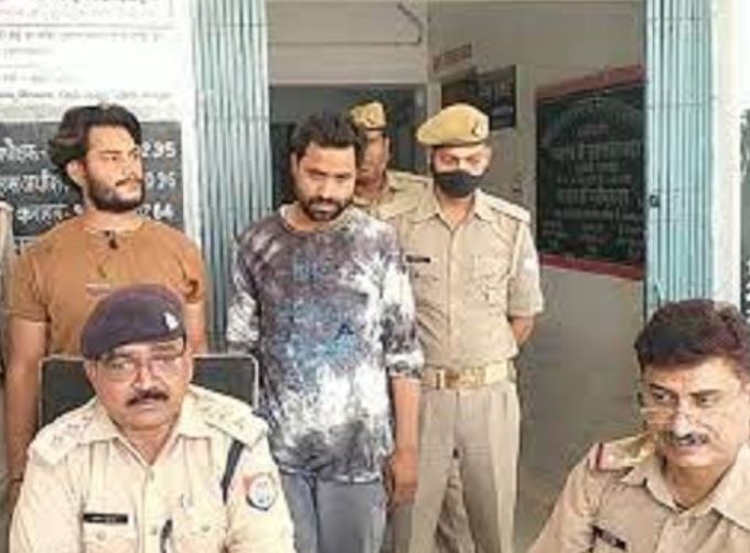मैनपुरी : थाना पुलिस ने टावर चोरी करने वाले गिरोह को किया गिरफ्तार, 3 सदस्यों को भेजा जेल
