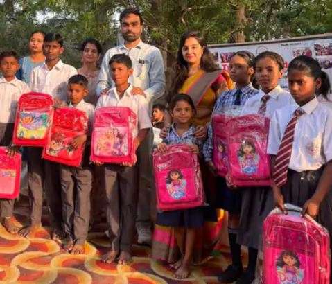 जरूरतमंद बच्चों के साथ मनाया दा एमएसजी (मदद सहयोग गाइडेंस) फाउंडेशन ने मदर्स डे