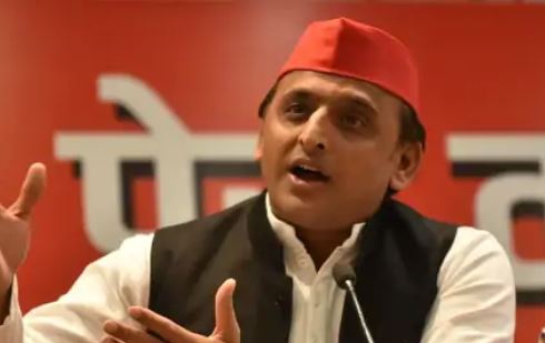 सपा नेताओं पर झूठे मुकदमे लगाए जा रहे, डराने-धमकाने की कोशिश की जाती है : अखिलेश