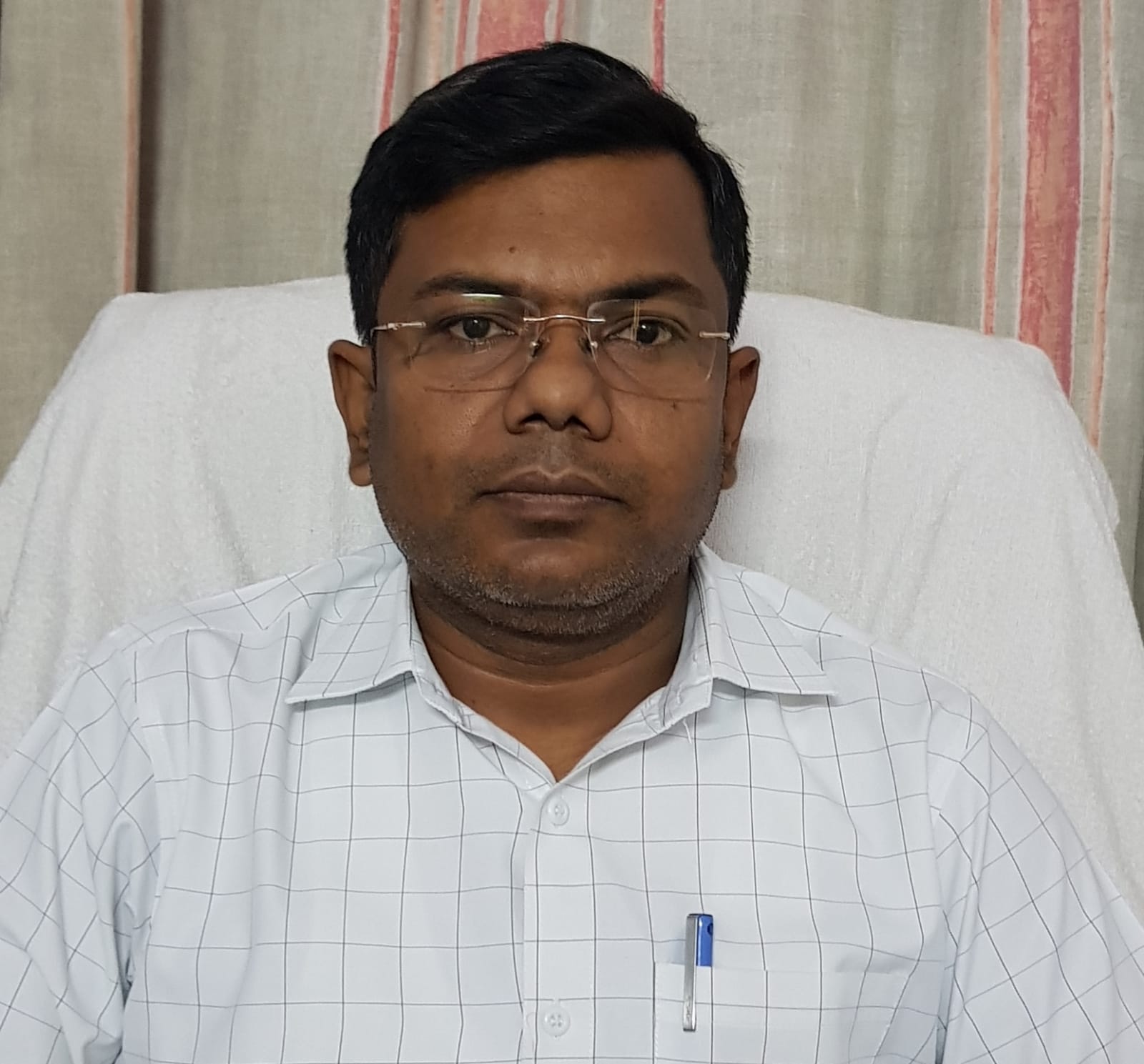 फर्रुखाबाद:नवजात के लिए पूर्ण आहार है मां का दूध, छह महीने तक केवल स्तनपान ही करवाएं-डीपीओ
