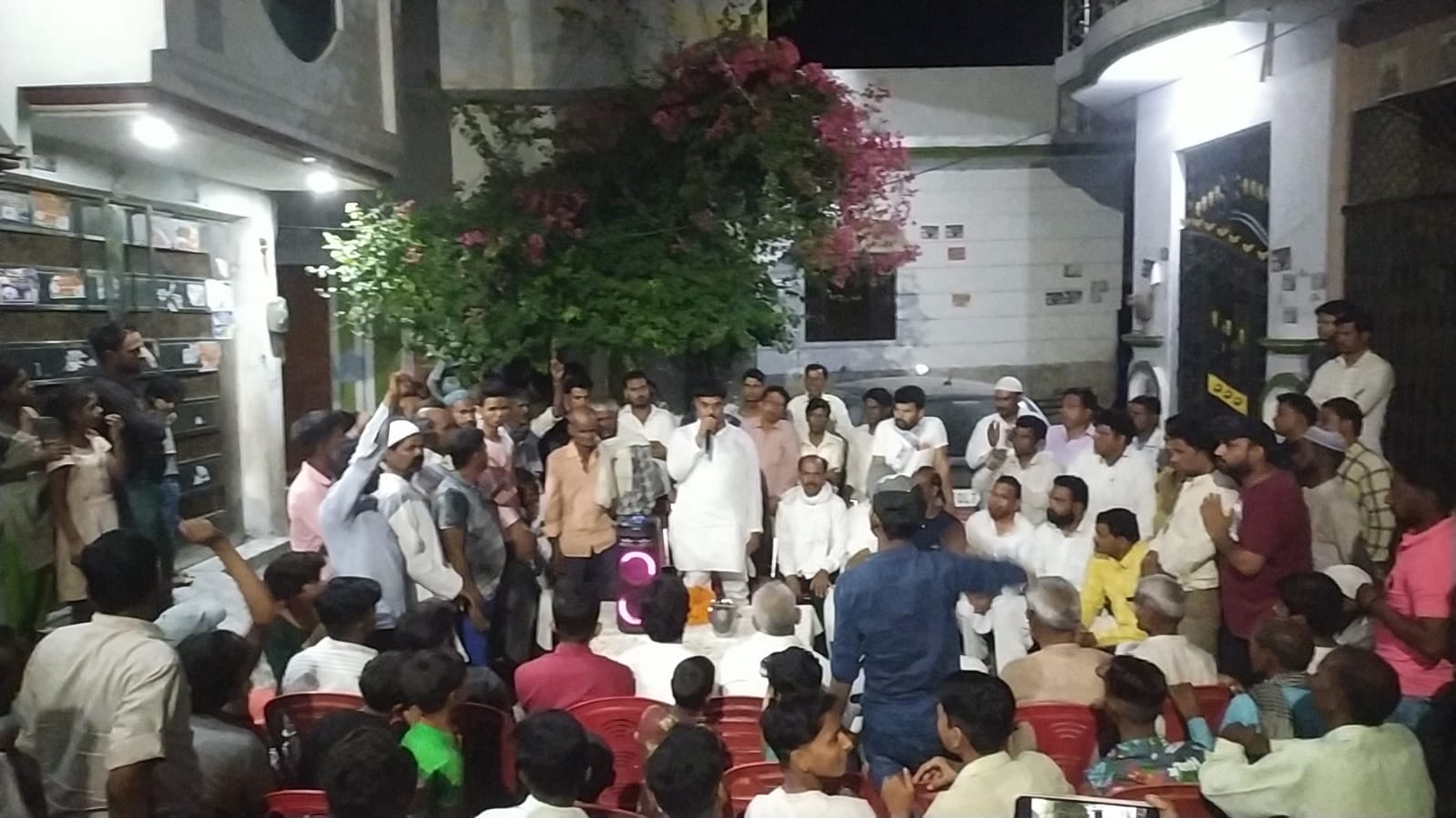 बरेली - बसपा प्रत्याशी तारिक उर्फ पप्पू कुरैशी को मिला पाल समाज का संपूर्ण समर्थन।