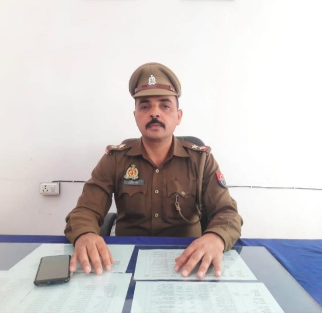 पीलीभीत : पी0सी0 मीना ,अपर पुलिस महानिदेशक द्वारा बरेली जोन के परिक्षेत्र/ जनपद प्रभारियों एवं राजपत्रित अधिकारीगण के साथ गूगल मीट के माध्यम से वीडियो कॉन्फ्रेन्सिंग कर आवश्यक दिशा निर्देश दिये गये।