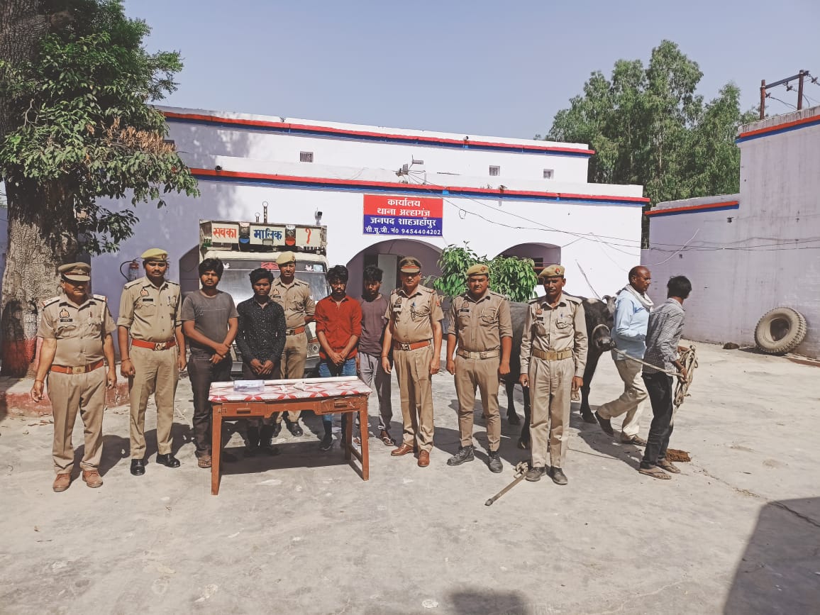 बरेली: पुलिस ने 3 पशु तस्करों को गिरफ्तार किया