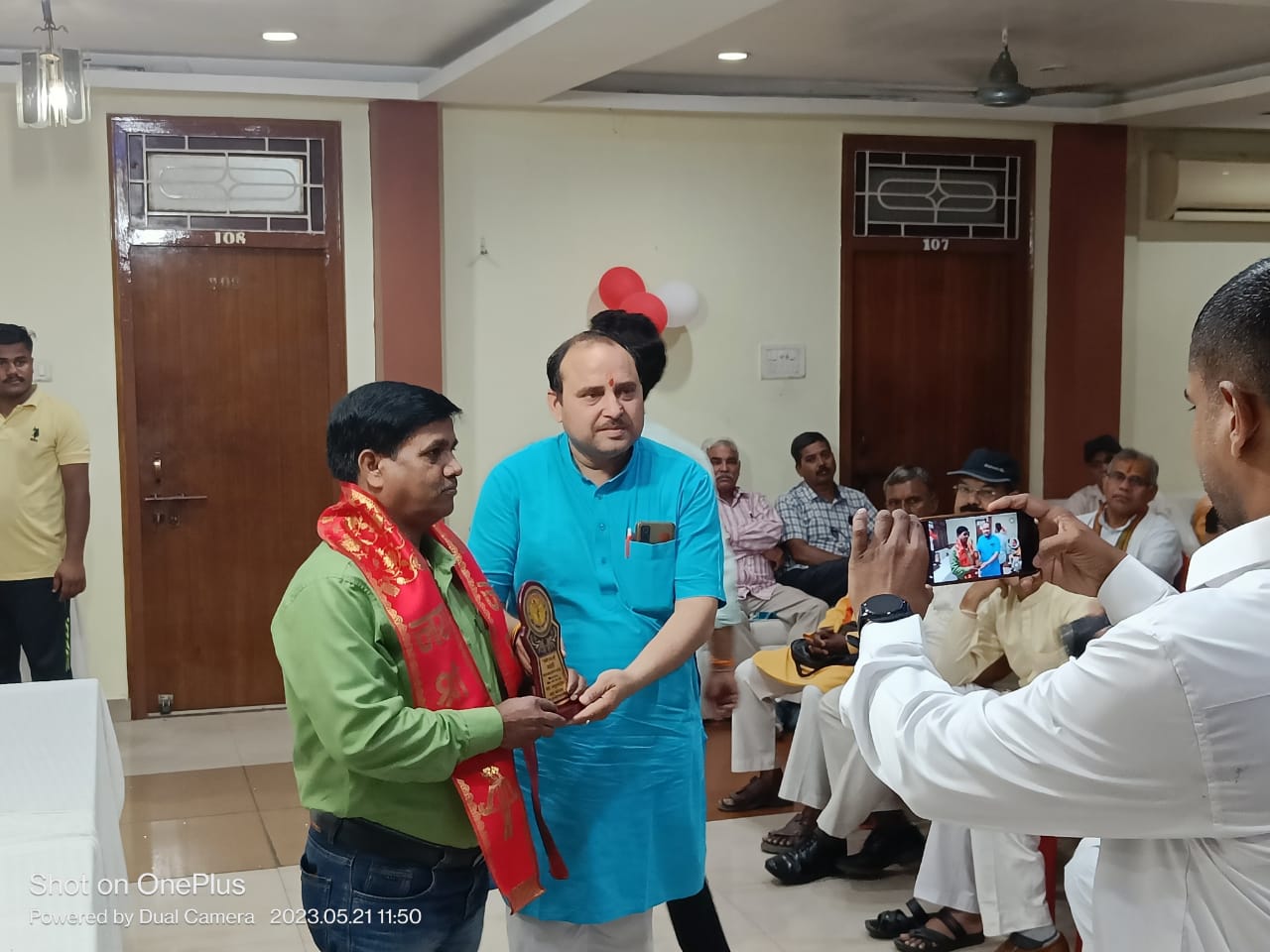 फर्रुखाबाद:देव ऋषि नारद जी की जयंती के उपलक्ष में प्रखर पत्रकार सम्मान समारोह राजपूताना होटल में हुआ संपन्न