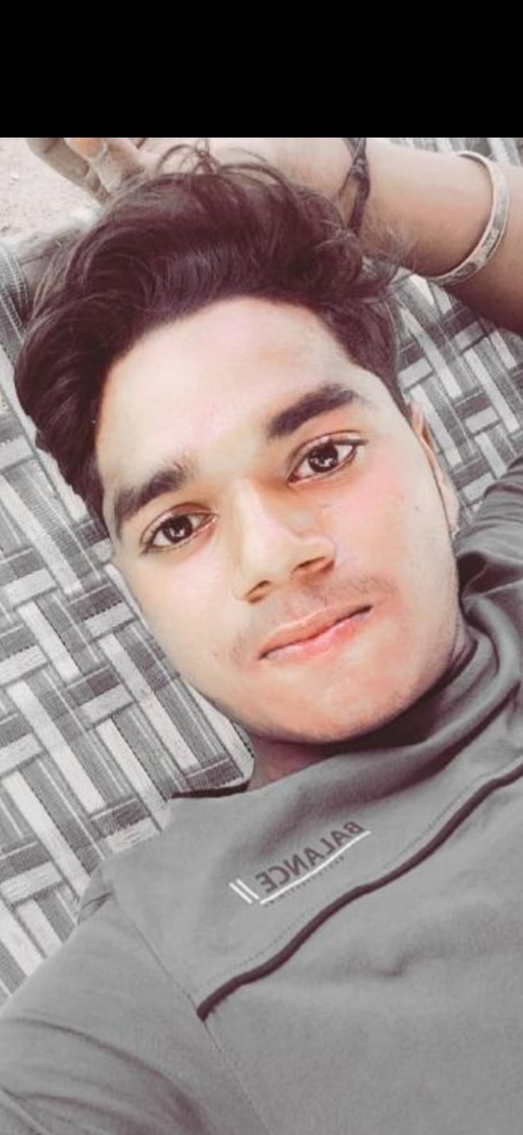 फर्रुखाबाद:शमशाबाद ढाई घाट पर गंगा नहाते समय युवक के डूबने से हुई मौत घर में मचा कोहराम