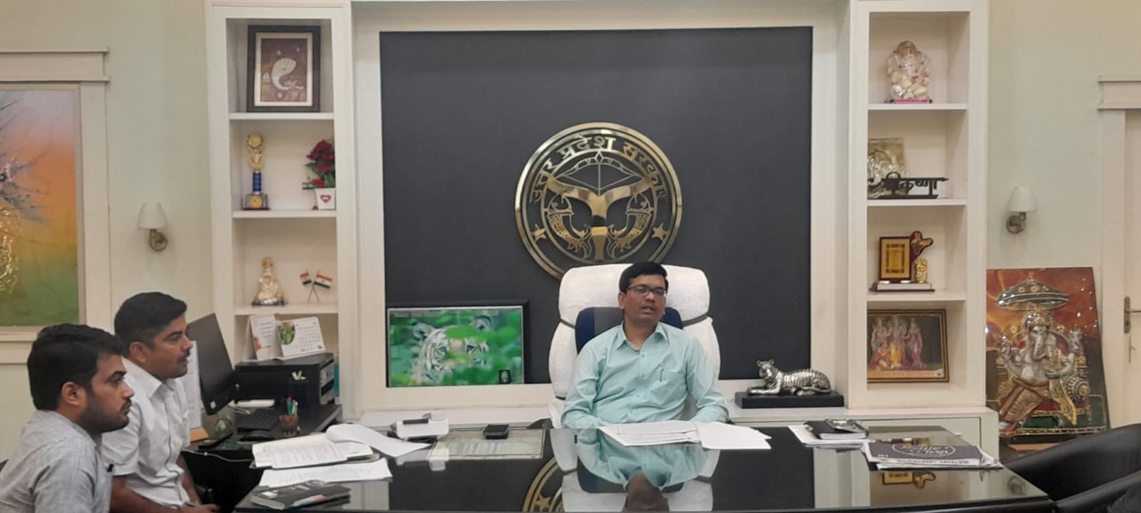 पीलीभीत:जिलाधिकारी की अध्यक्षता में जनपद स्तरीय डिस्ट्रिक्ट कोआपरेटिव डेवलपमेंट कमेटी (डी0सी0डी0सी) की बैठक सम्पन्न।