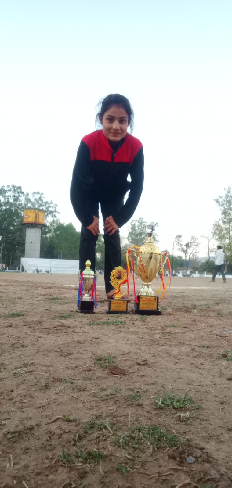सतना जिले के मैहर ब्लॉक की सृष्टि सिंह का नेशनल अंडर 19 फुटबाल टीम में हुआ चयन