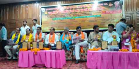 रविवार को ऐशबाग रामलीला मैदान स्थित तुलसी शोध संस्थान में राष्ट्र साहित्य समारोह-2023 का आयोजन