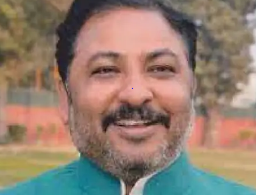 परिवहन मंत्री ने बिना फिटनेस परमिट, बिना हाई सिक्योरिटी रजिस्ट्रेशन प्लेट या गलत नम्बर प्लेट तथा बिना टैक्स भरे सड़क पर दौड़ रहे माल वाहनों के खिलाफ लेकर सख्ती करने का दिया आदेश