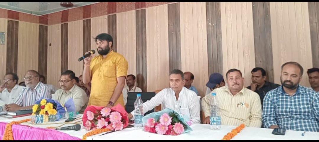 बरेली - मझगवां ब्लॉक में शोर-शराबे के बीच क्षेत्र पंचायत सदस्यों की बैठक संपन्न सदस्यों ने रखे अपने- अपने विचार।
