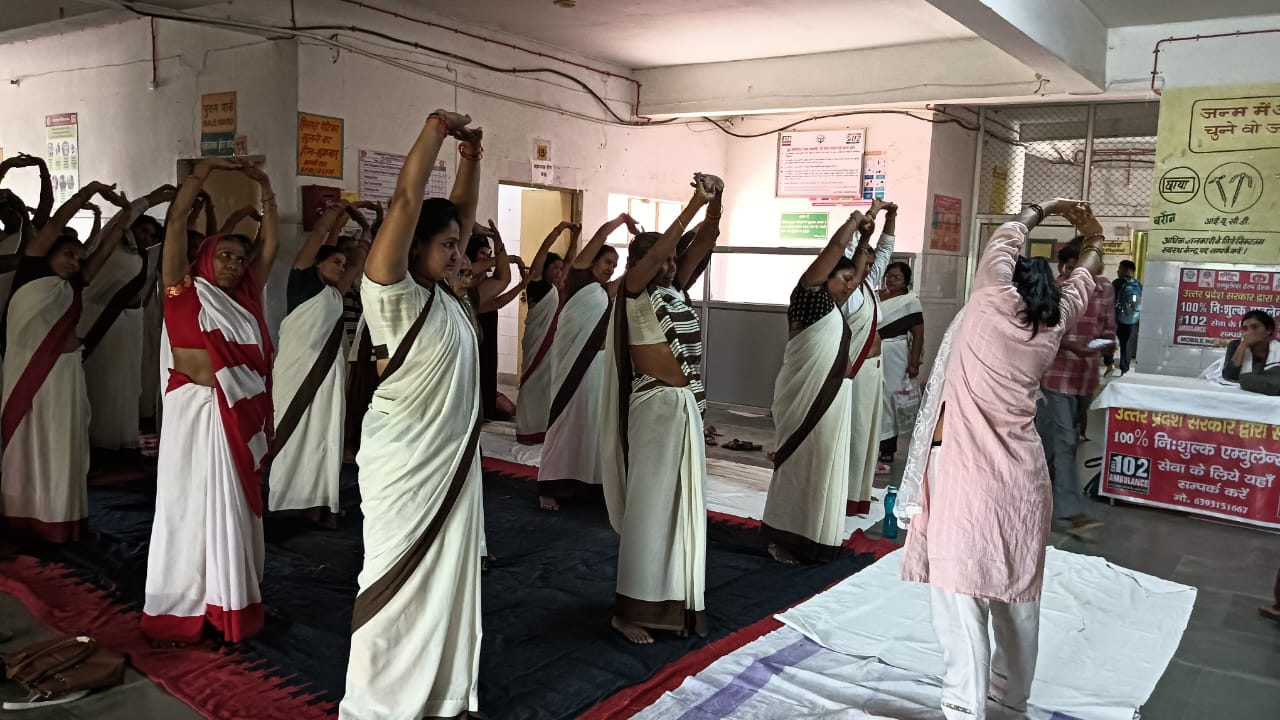 फर्रुखाबाद:विश्व योग दिवस बुधवार को,जिले की सभी स्वास्थ्य इकाइयों पर मनाया जायेगा योग दिवस