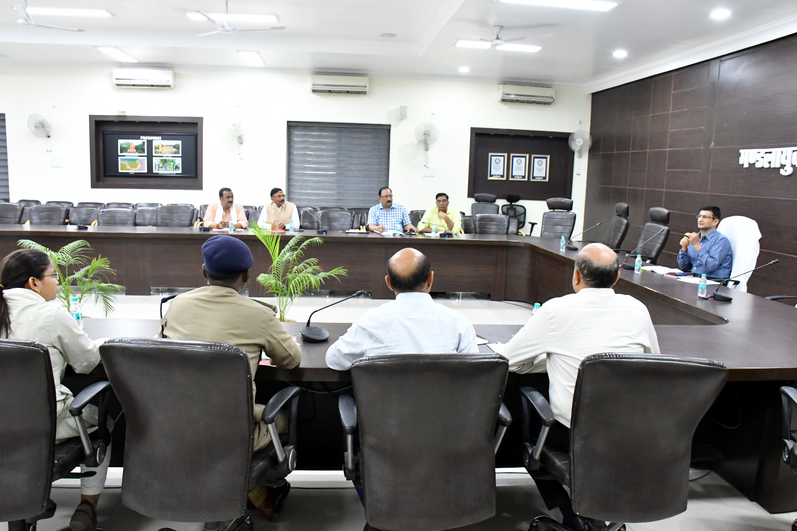 प्रयागराज- मंडली सड़क सुरक्षा समिति की बैठक संपन्न