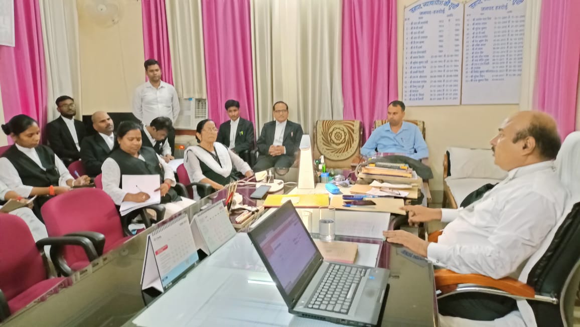 हरदोई:लीगल एड डिफेन्स काउंसिल व पैनल लॉयर्स के साथ बैठक सम्पन्न