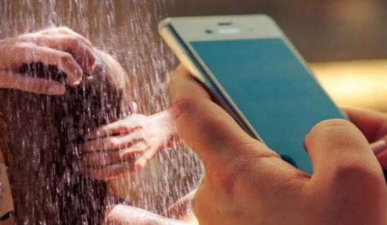 मैनपुरी: नहाते हुए युवती का वीडियो बनाया, धमकी देकर रुपये भी ऐंठे