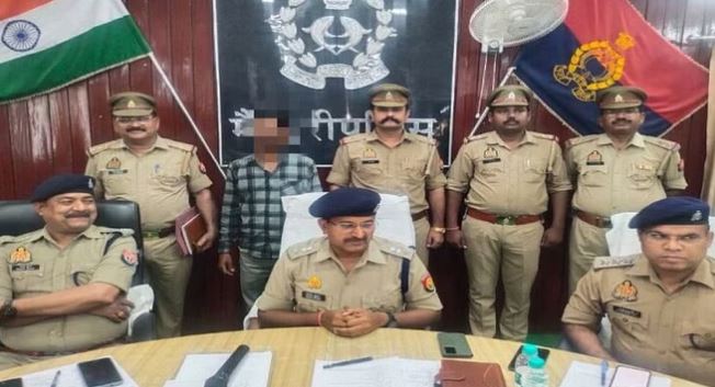 मैनपुरी; मक्का के खेत में असलहा की खेती, फिर पहुंची पुलिस, दृश्य देखकर खिसक गई पैरों तले जमीन
