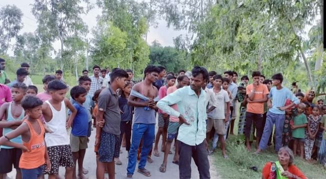 पीलीभीत में तालाब किनारे मिला युवक का शव