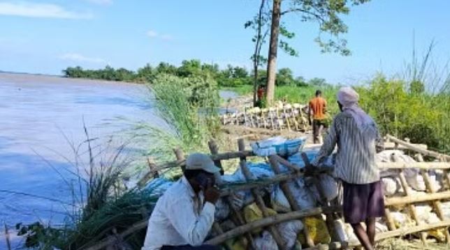 पीलीभीत में कटान न रुका तो नाले से मिल जाएगी शारदा नदी, हालात हो जाएंगे भयावह