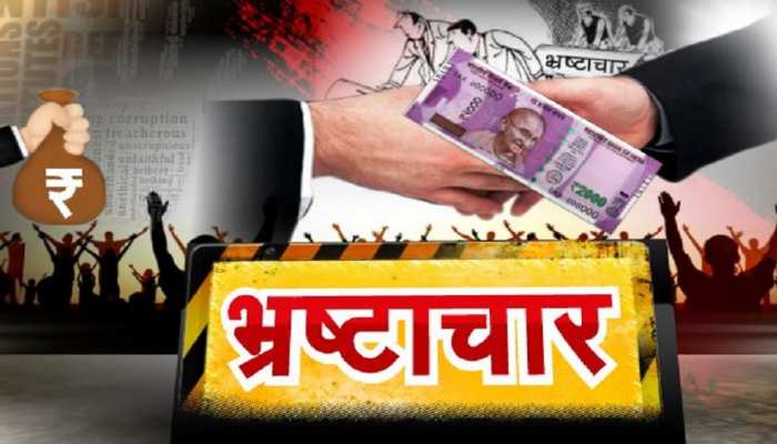 फर्रुखाबाद:- अमेठी जदीद मे ग्राम पंचायत सदस्यो ने ग्राम प्रधान के खिलाफ मोर्चा खोला,डी एम को शिकायत कर की जांच की मांग।